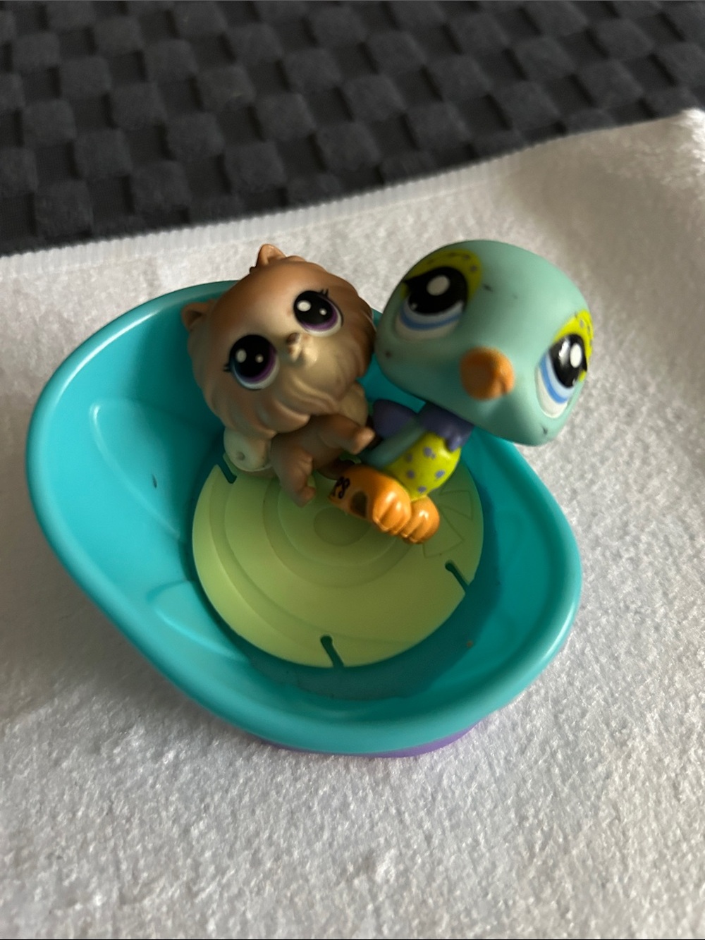 Littlest Pet Shop Lot, Assorted - Picture 7 of 8